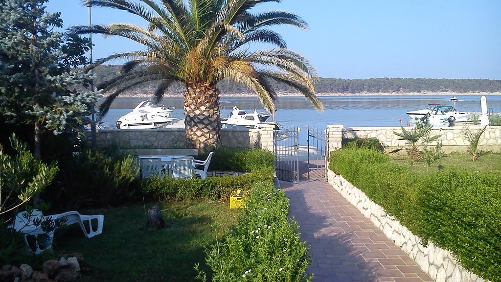 Apartments Nautica Barbat na Rabu Kamer foto
