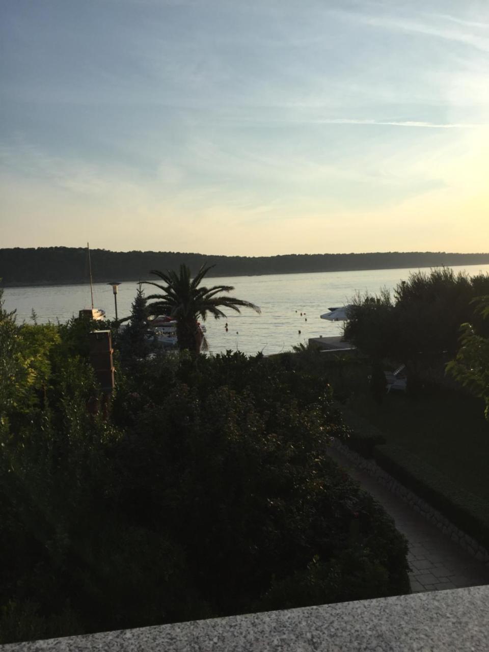 Apartments Nautica Barbat na Rabu Buitenkant foto