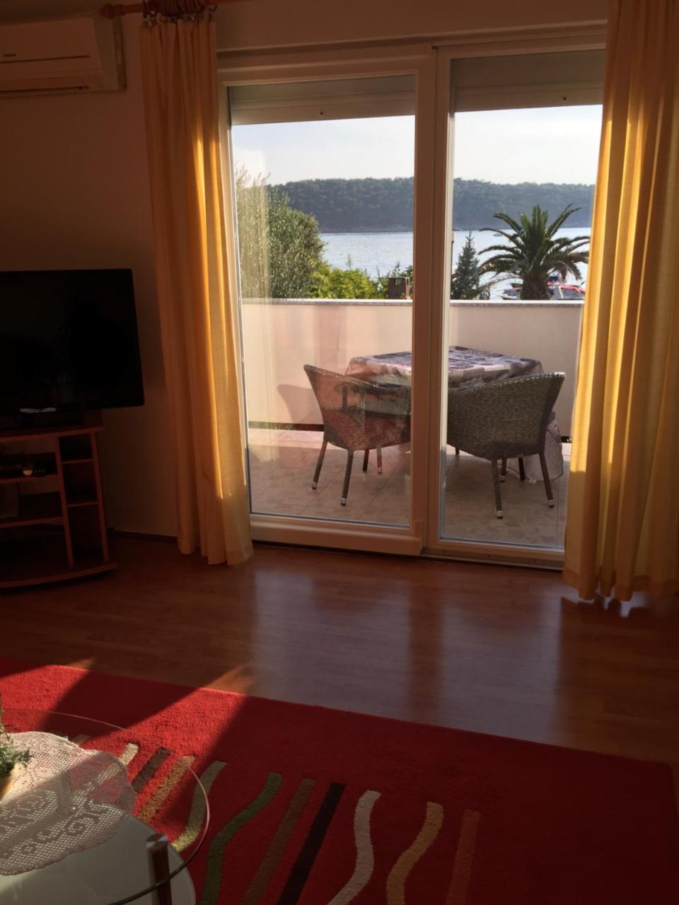 Apartments Nautica Barbat na Rabu Buitenkant foto